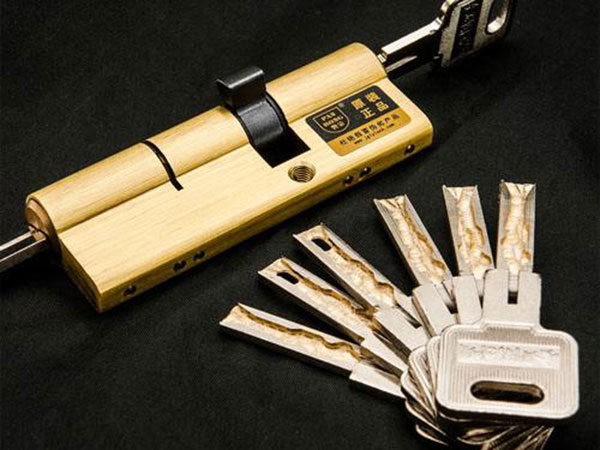 宝应24小时上门开锁公司