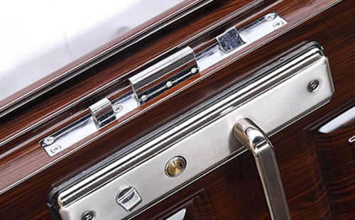 宝应24小时上门开锁公司